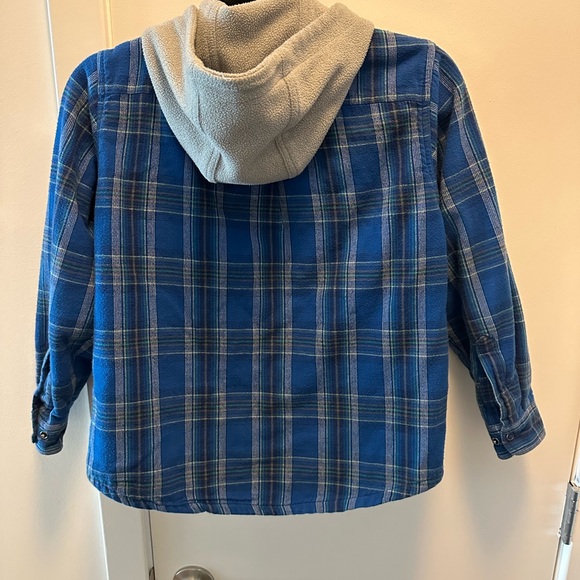 L.L. Bean hooded flannel size M - Picture 3 of 3